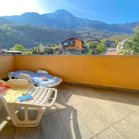 Bellavista Ii Panorama Mit Pool Og Dg * Colico