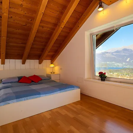 Bellavista Ii Panorama Mit Pool Og Dg * Colico