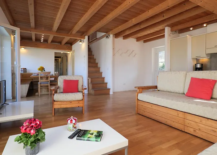 Bellavista Ii Panorama Mit Pool Og Dg Colico